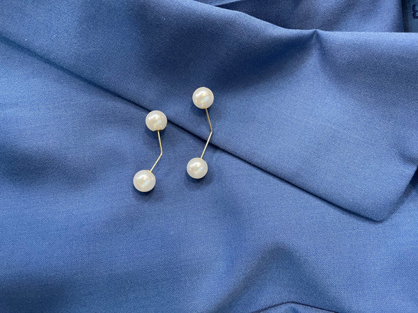 Brooch set white pearl