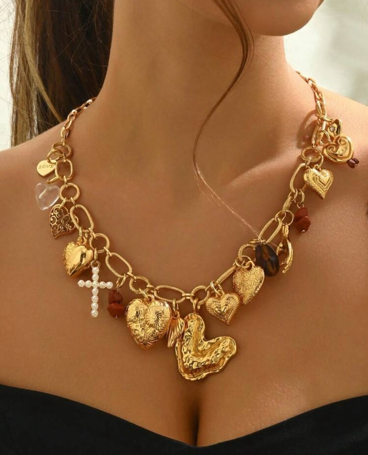 Necklace heart cross gold tone