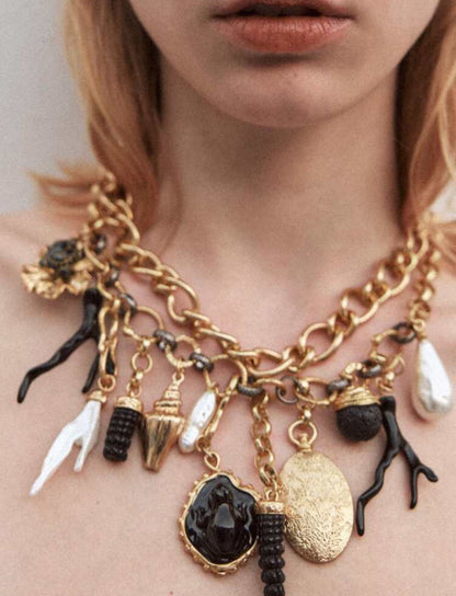 Choker black pendants